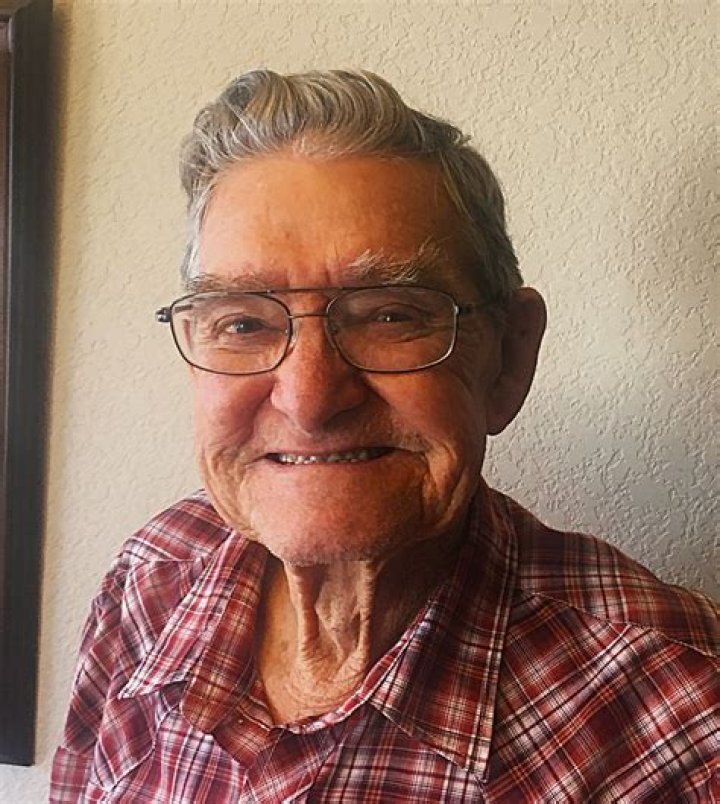 Sadly! Brian Lawson Obituary News: Pomona and District Community House Inc Grieves the Loss of Beloved Hero, Brian Lawson