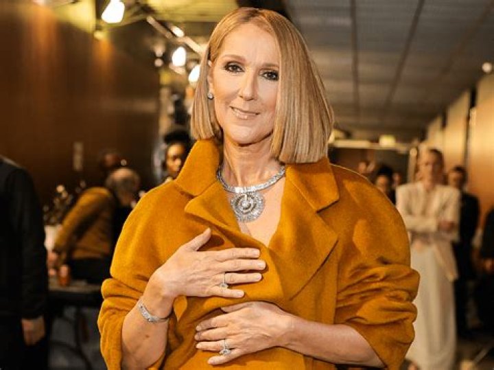 Céline Dion lyrics | LyricsMode.com