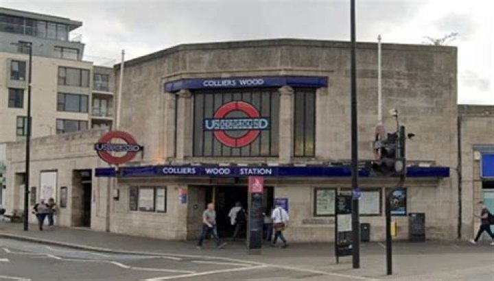 Colliers Wood Stabbing Incident: Report reason of Stabbing at Colliers Wood Burger King today