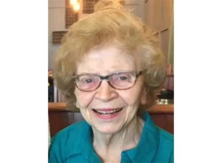 Dorothy R. Praznovsky Obituary: Beloved Dorothy R. Prasznovsky Passed Away At 97