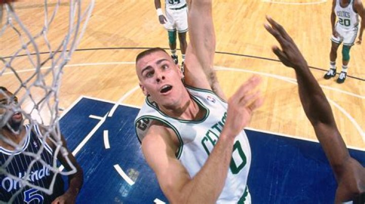Shocking: Eric Montross death, ex nba player and college basketball legend eric montross passes away at 51