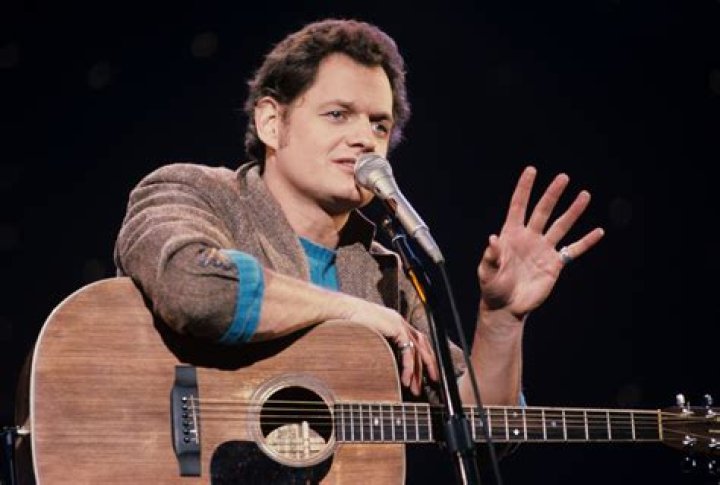 Harry Chapin lyrics | LyricsMode.com