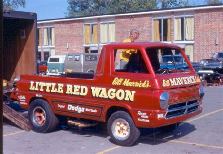 Miranda Lambert - Little Red Wagon Lyrics Meaning