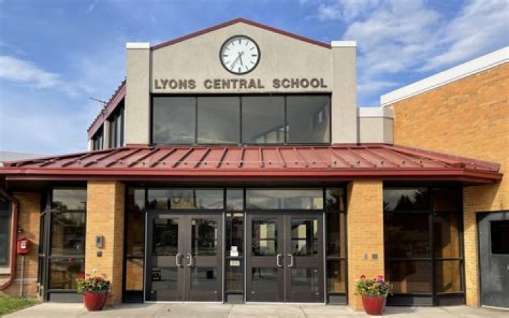 Lyons Creek Middle School Lockdown: Report of Threat Leads to Lockdown at Lyons Creek Middle School.