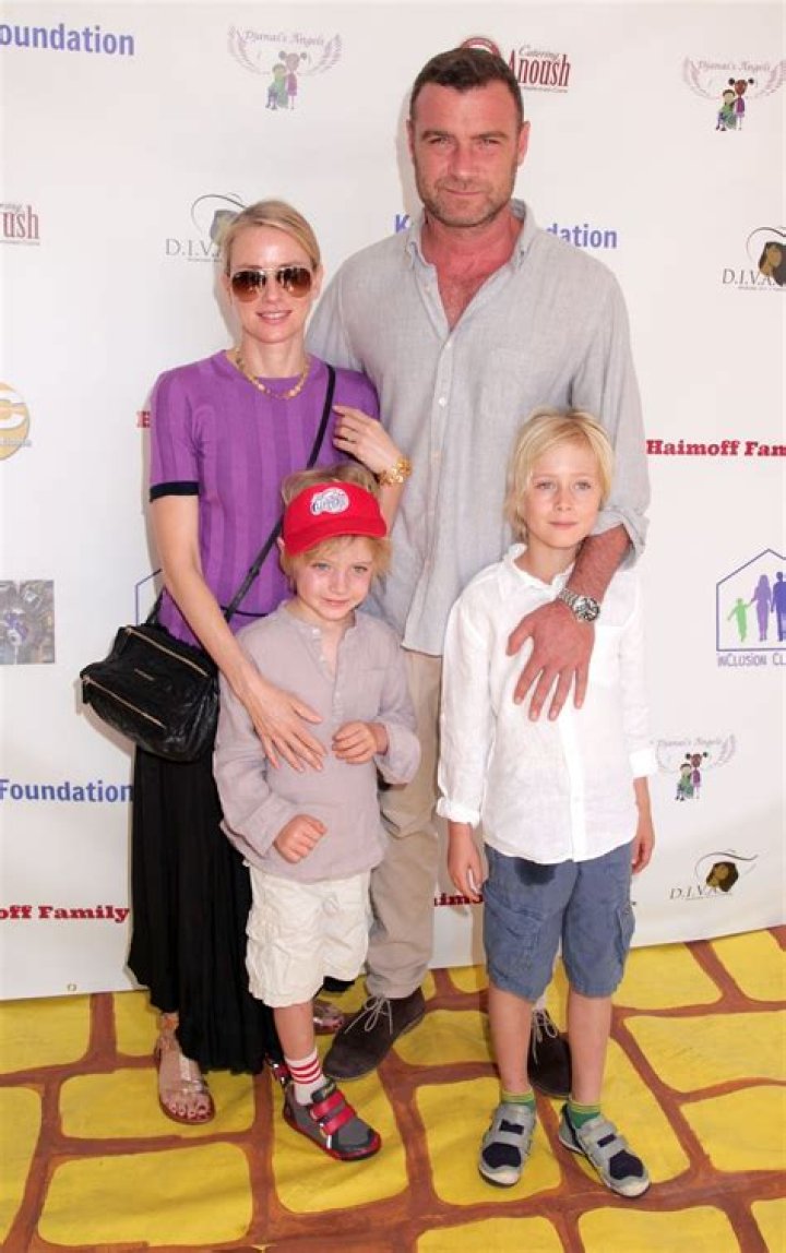 More mysterious details: Mother of Moodie Siblings Identifies Children Seen Buried in Social Media Viral Video