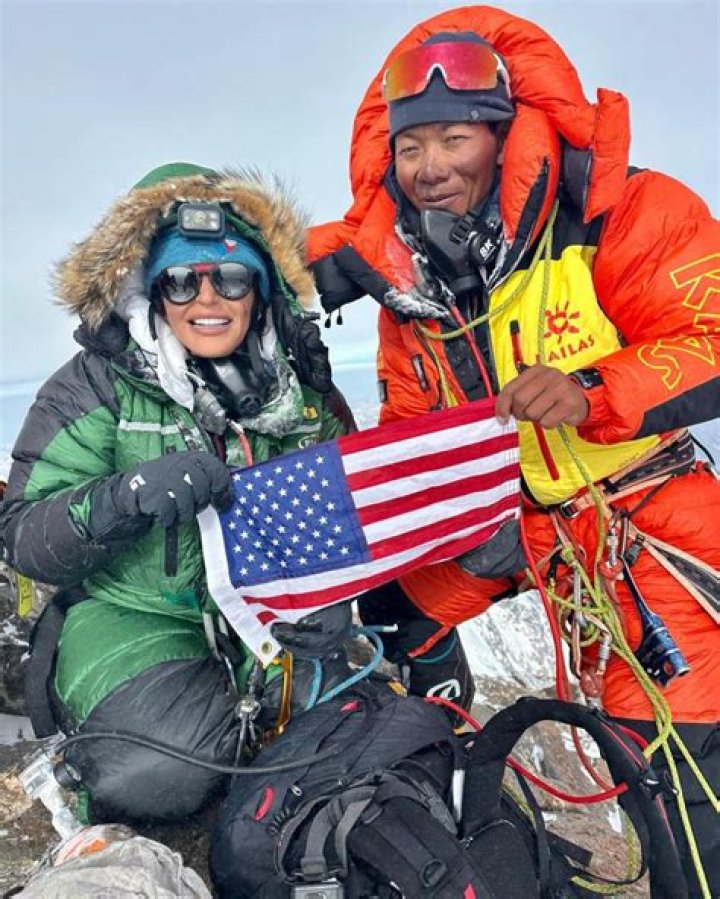 Mountaineer Anna Gutu’s legacy: Uncovering the Remarkable Life of the Renowned Mountaineer in a Viral Video