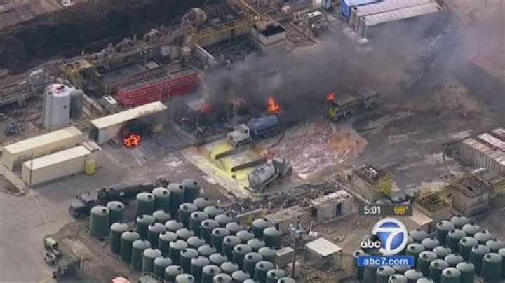 Santa Paula Fire: Urgent Evacuations in Ventura County Amid Red Flag Warning