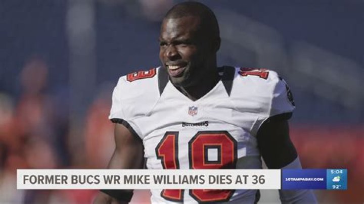 Former Tampa Bay Buccaneer Player Mike Williams Dies from Rare Sepsis Linked to Dental Health Problems
