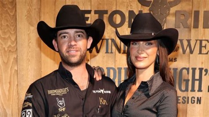 Who is horseman Adan Banuelos boyfriend of Bella Hadid, bio, age, dad, net worth